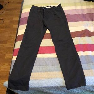 2 Vans Chino Pants